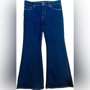 Express 70s Flare Mid Rise Dark Blue Denim Jeans Regular Fit Button Logo 12p